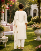GlamVastra Ivory Mul Chanderi Handprinted Floral Kurta Set with Dupatta